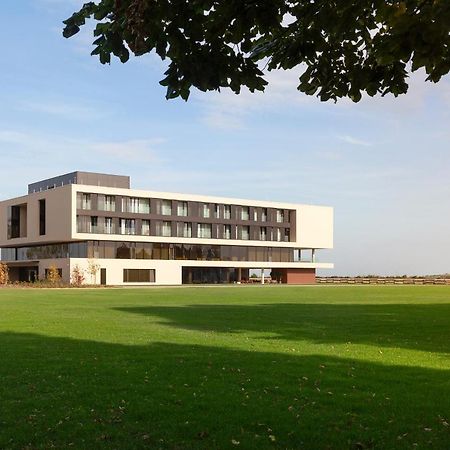 Hotel Materra Osijek Exteriör bild