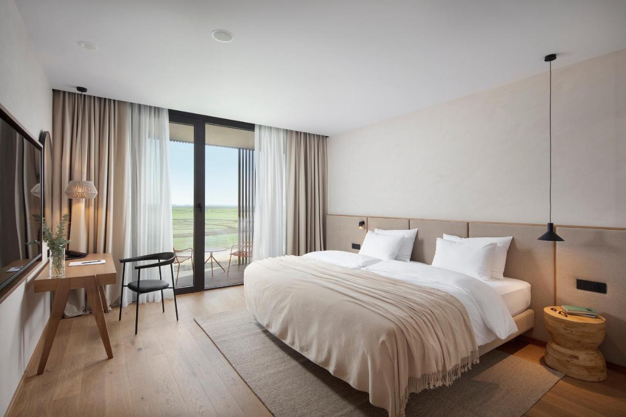 Hotel Materra Osijek Exteriör bild