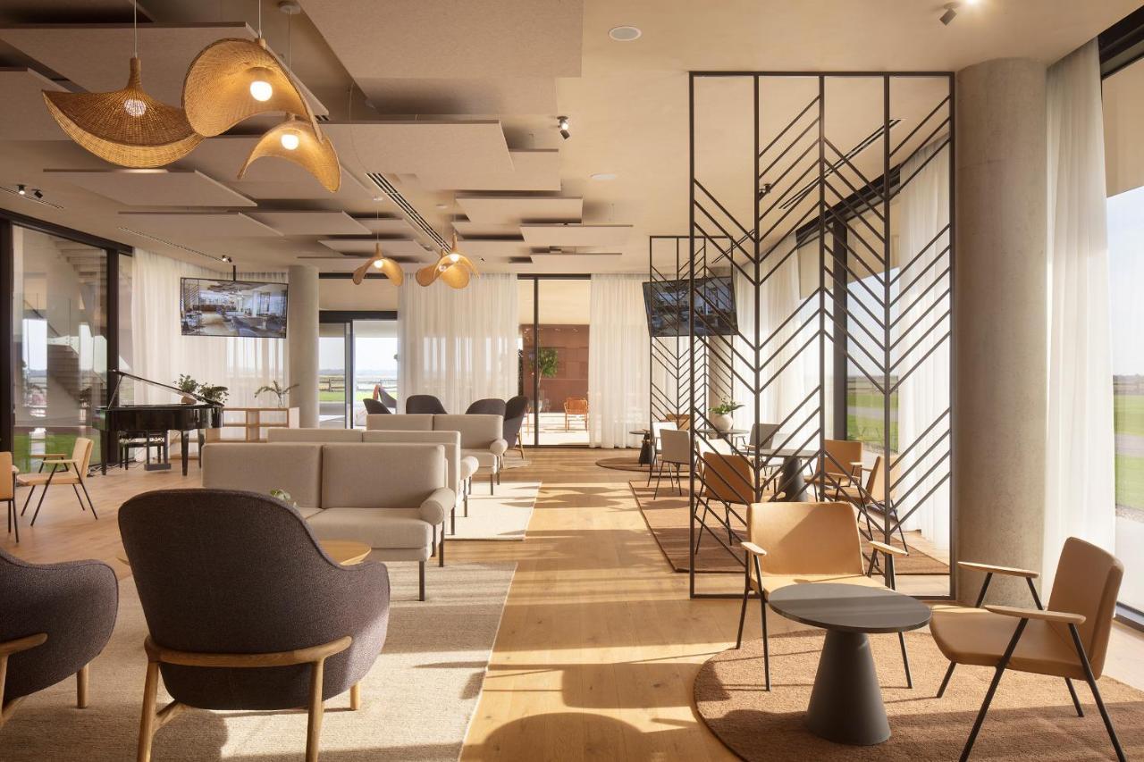 Hotel Materra Osijek Exteriör bild